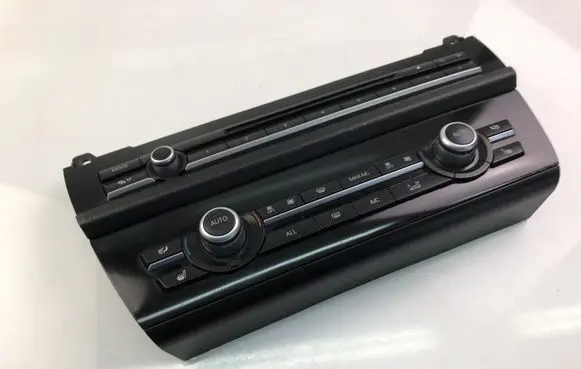BMW 5 F10 F11 Climate control unit 9299012