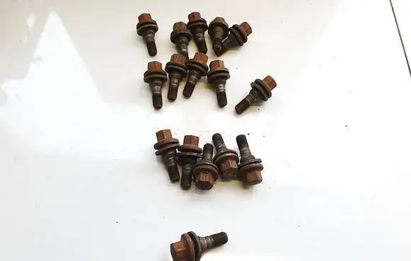 Citroen DS3 Nuts/bolts 