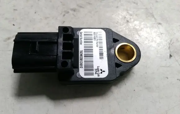 Citroen C-Crosser Airbag deployment crash/impact sensor 8651A001