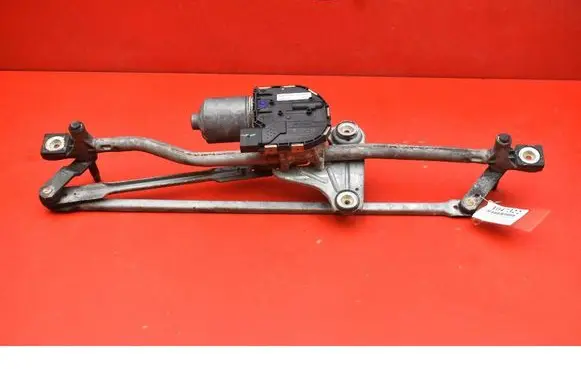 Volvo V60 Front wiper linkage and motor 30753493