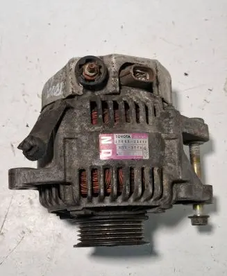 Toyota Yaris Generator/alternator 2706033030 1022112770
