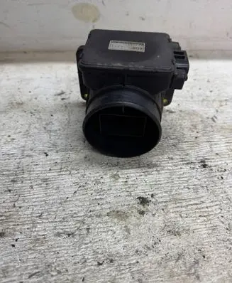 Mitsubishi Pajero Mass air flow meter e5t08471