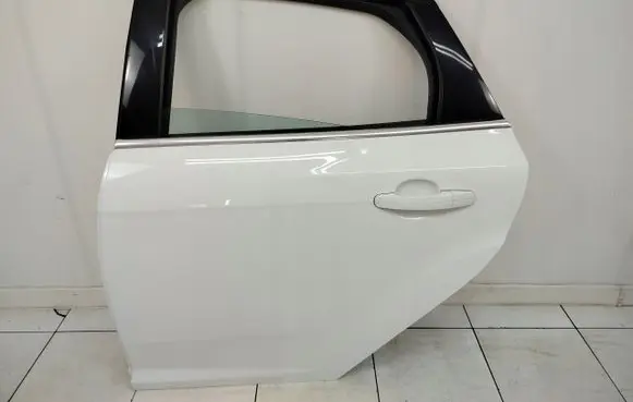 Ford Focus Rear door 