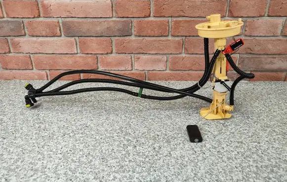 BMW X6 E71 Fuel level sensor 7164316