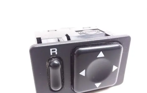 Subaru Impreza II Wing mirror switch 1Y12W