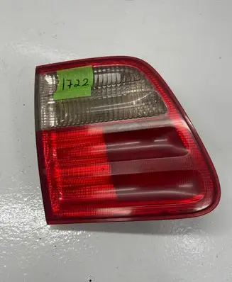 Mercedes-Benz E W210 Tailgate rear/tail lights A2108205964 324501