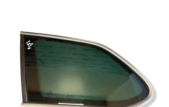 Volkswagen Golf VI Rear side window 43R004670 E000266