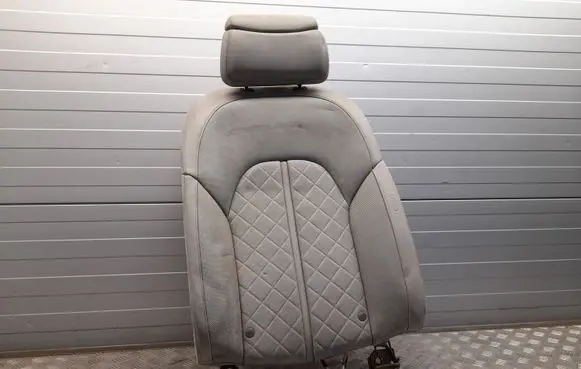 Audi A8 S8 D4 4H Rear seat 