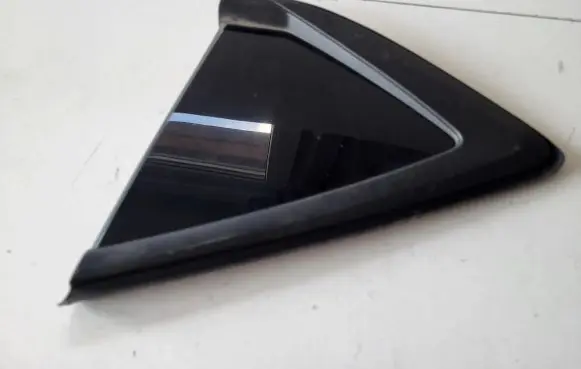 Opel Insignia B Rear vent window glass 39107896