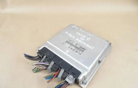Mercedes-Benz Sprinter W901 W902 W903 W904 Engine control unit/module A0001536079 0281010920