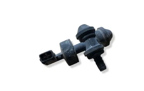 Volvo XC90 Valve vacuum 30645383