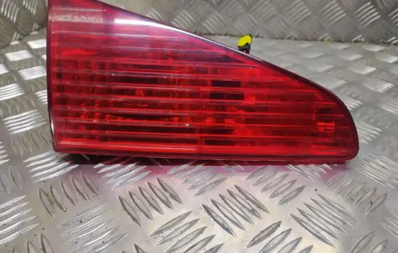 Peugeot 607 Tailgate rear/tail lights 2543G