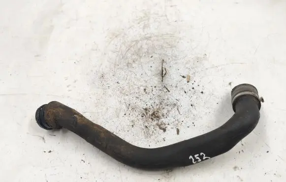 Audi A4 S4 B5 8D Breather hose/pipe 028103491G