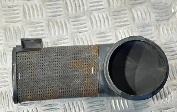 Toyota Land Cruiser (J120) Air intake duct part 1797130010