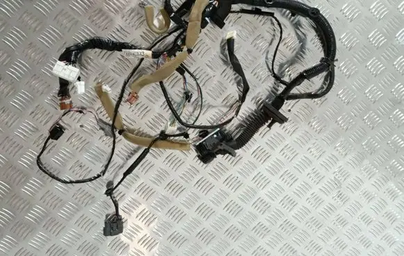 Nissan Murano Z51 Front door wiring loom/harness boot 