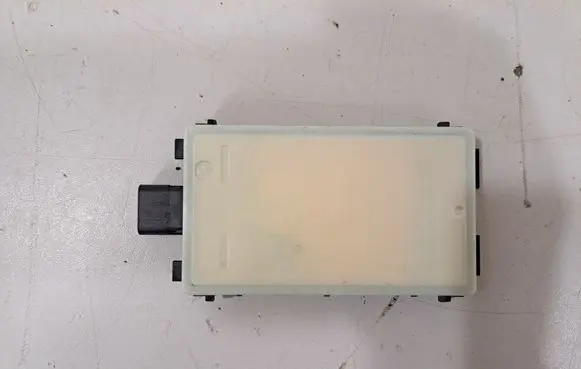 BMW 2 Active Tourer U06 Blind spot module 5A45178 5A60304