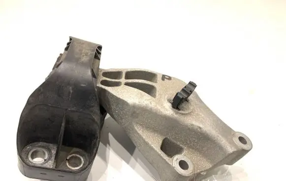 Renault Clio V Engine mount vacuum valve 112323904R