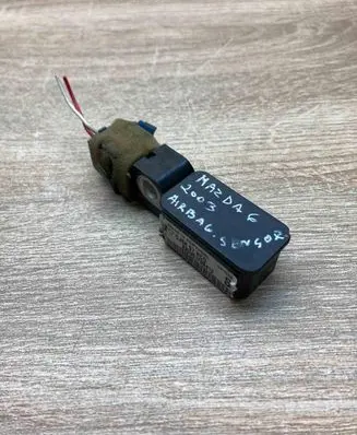 Mazda 6 Airbag deployment crash/impact sensor GJ6A57KC0