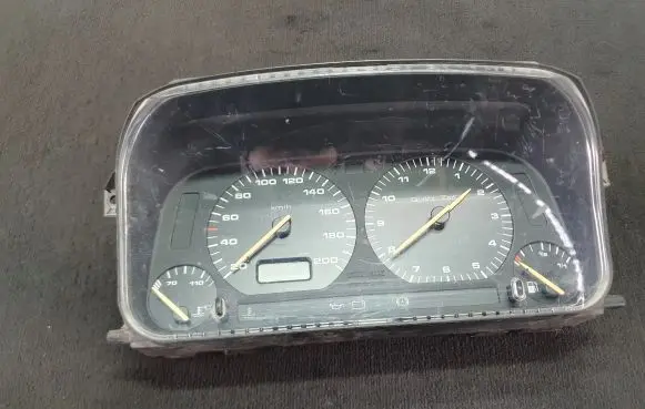 Volkswagen Golf III Speedometer (instrument cluster) 5392324710