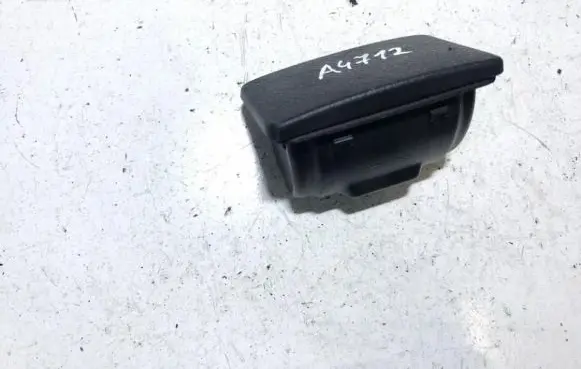 Car ashtray