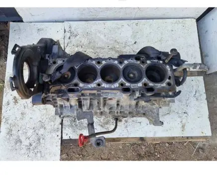 Volvo V70 Engine block D5244T