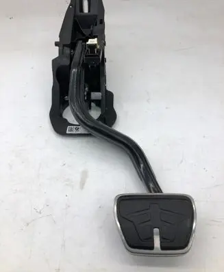 BMW X4 G02 Brake pedal 687427303