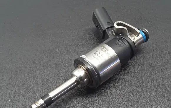 Hyundai i20 (BC3 BI3) Fuel injector 3531007100 20103154 9041090012
