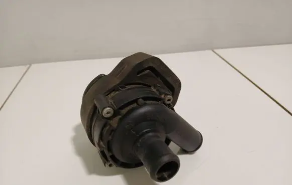 Mercedes-Benz ML W164 Electric auxiliary coolant/water pump