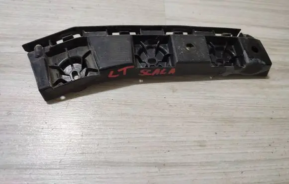 Rear bumper mounting bracket