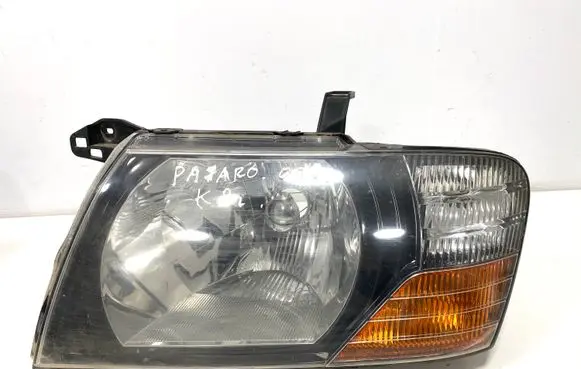 Mitsubishi Pajero Headlight/headlamp 10087419