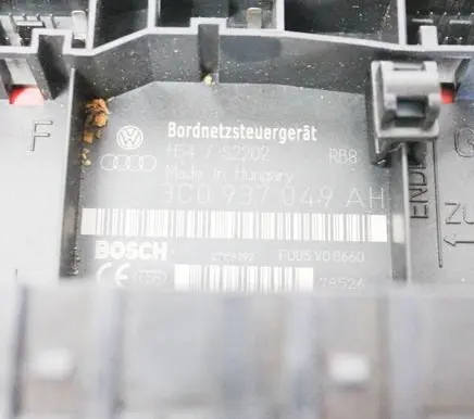 Volkswagen Caddy Central body control module 3C0937049AH