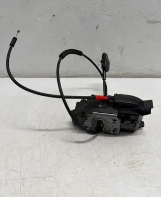 Renault Kangoo II Front door lock 8200497604