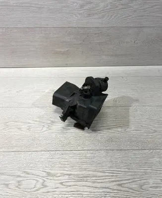 BMW 5 E60 E61 Valve vacuum 719066 7178118