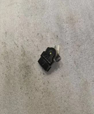 Mitsubishi Pajero Accelerator pedal position sensor 