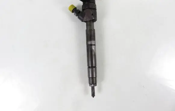 Chrysler PT Cruiser Fuel injector 0445110072 6110700987