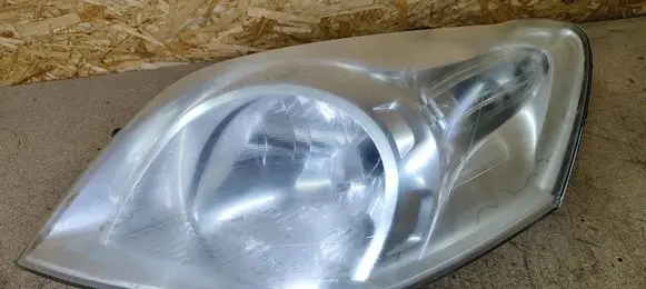 Fiat Qubo Headlight/headlamp 1353198080 45570383 04557099900010