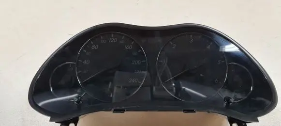 Toyota Avensis T250 Speedometer (instrument cluster) 8380005851B MB2574305632