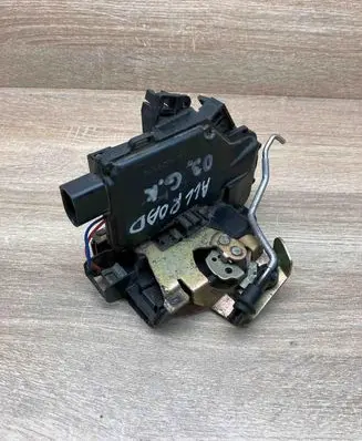 Audi A6 Allroad C5 Rear door lock
