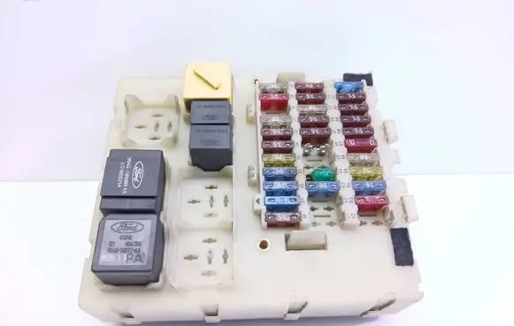 Ford Focus Fuse box set 98AG14A073CG 518239801