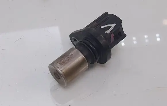 Toyota Yaris Crankshaft position sensor 9008019020 0296001280