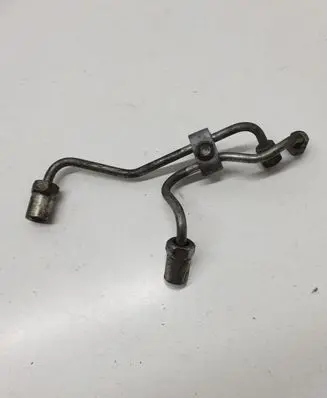 Subaru Forester SH Fuel line pipe