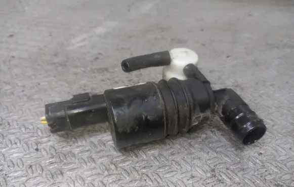 Peugeot 407 Windscreen/windshield washer pump 9643447980