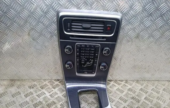 Volvo V60 Air circulation switch 