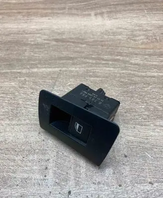 BMW X5 E53 Electric window control switch 8385956