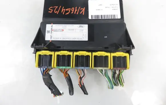 Ford Fusion Central body control module 5WK48853K 6S6T15K600AL