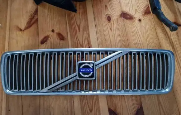 Volvo S80 Front grill 00000000