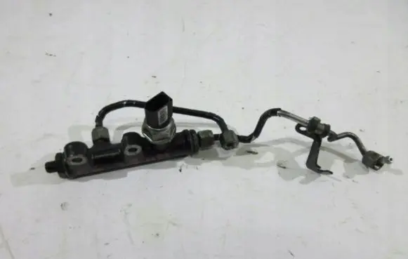 Citroen C6 Fuel main line pipe 4R8Q9C066AE