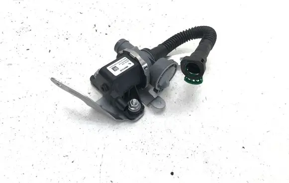BMW X1 U11 Fuel tank valve 9884310