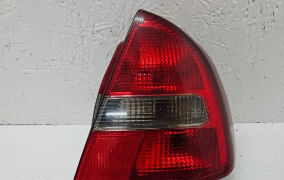 Mitsubishi Carisma Rear/tail lights 151082