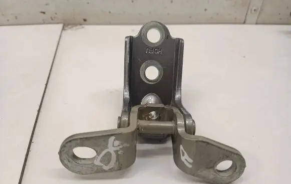 KIA Niro Rear door lower hinge